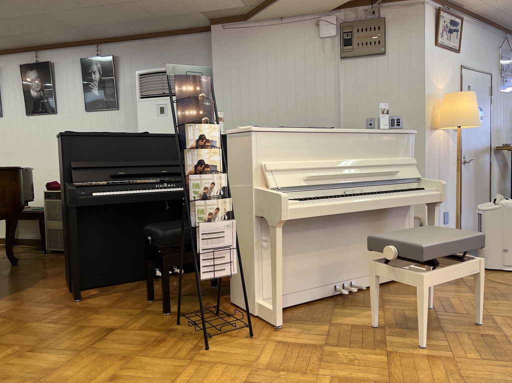 名古屋でシンメル】株式会社名古屋調律センターにSchimmel Pianosの 