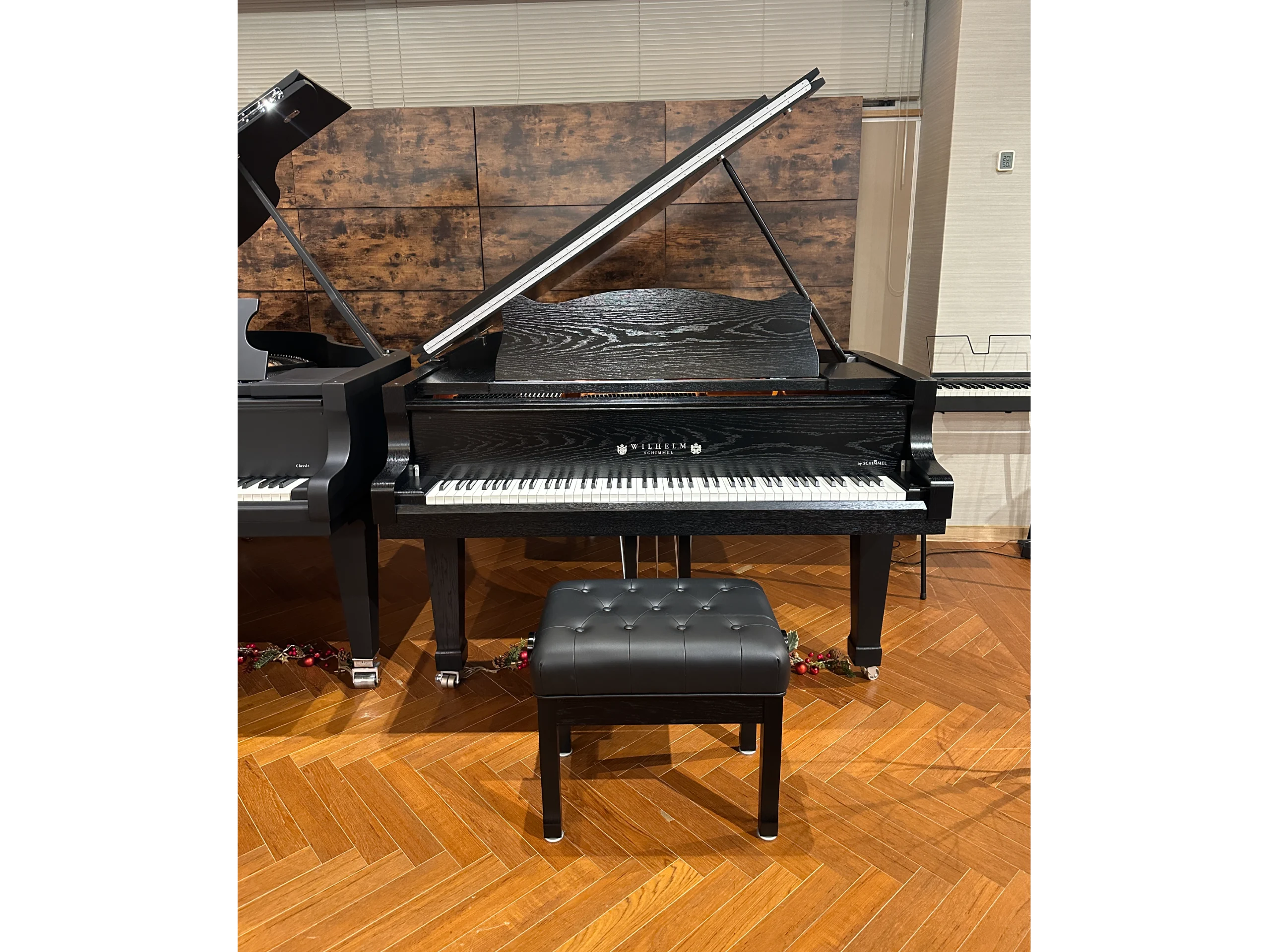 W180 Tradition Oak ebony satin