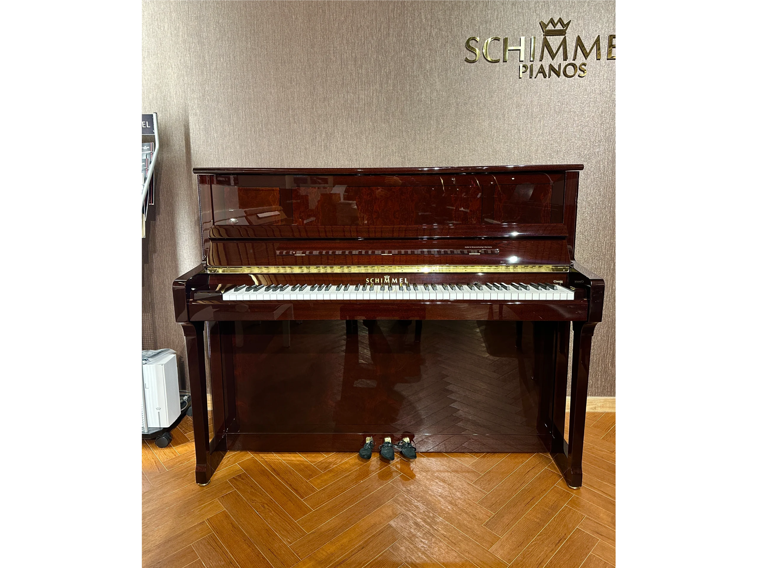 C121 Tradition Marketerie Mahogany high gloss